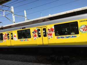 クレヨンしんちゃん電車03.JPG