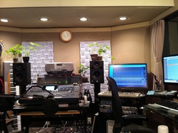 studio_0725.jpg